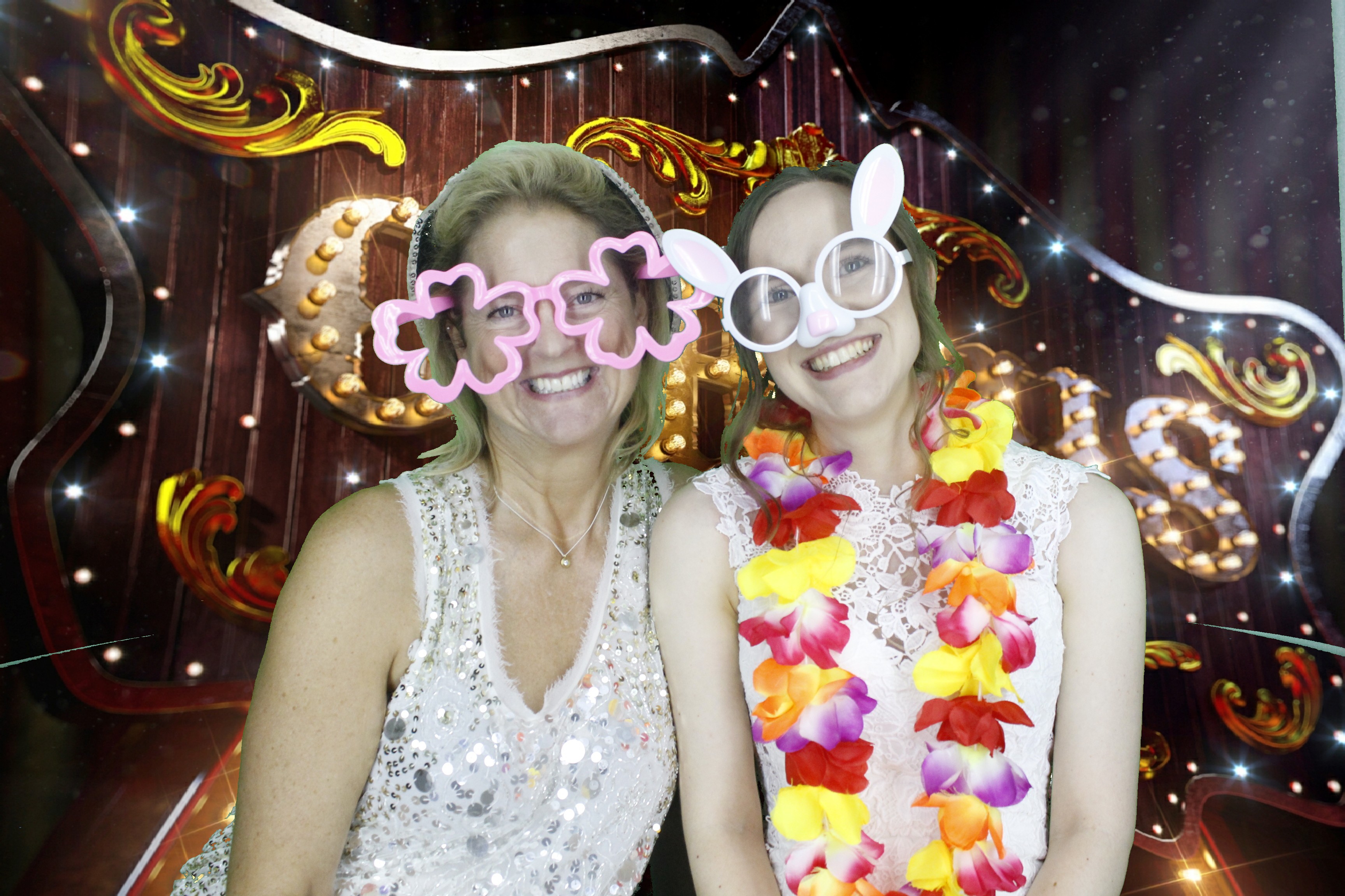 Rebecca and Warren's Wedding | View more photos from the event at gallery.myphotoboothexperience.co.uk/u/MyPhotoBoothExperienceLtd/Rebecca-and-Warrens-Wedding